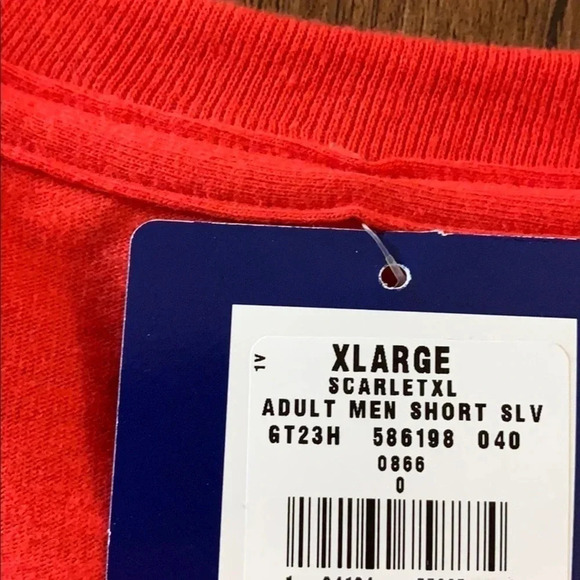 Men’s Champion T- Shir Red Flags of the World XL New - Picture 8 of 10